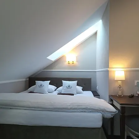 Arkadia Radziejow Bed & Breakfast Exterior photo